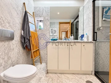 Apartamento T4 para Venda em Cidade da Maia