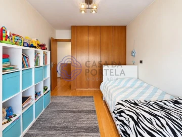 Apartamento T4 para Venda em Cidade da Maia