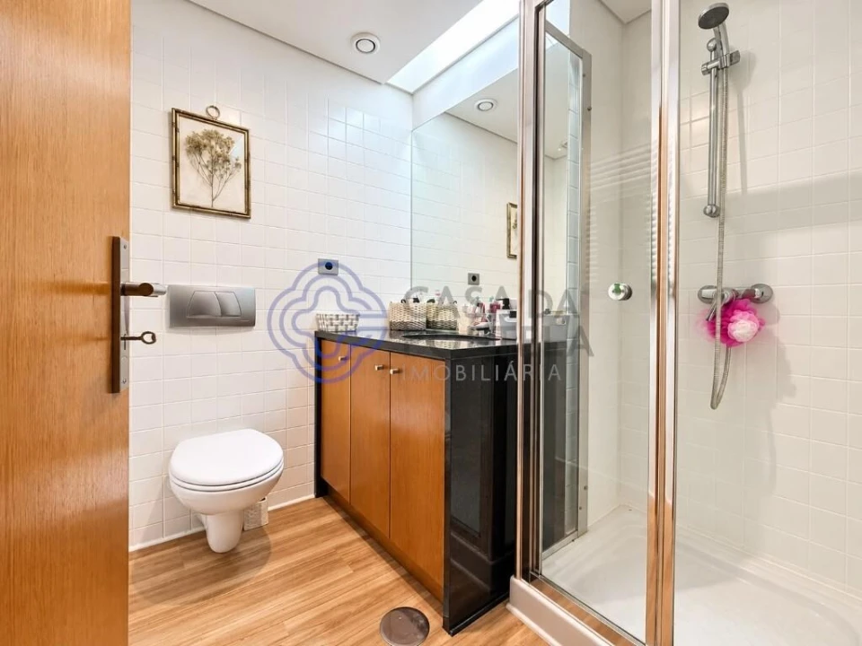 Apartamento T4 para Venda em Cidade da Maia Foto 11