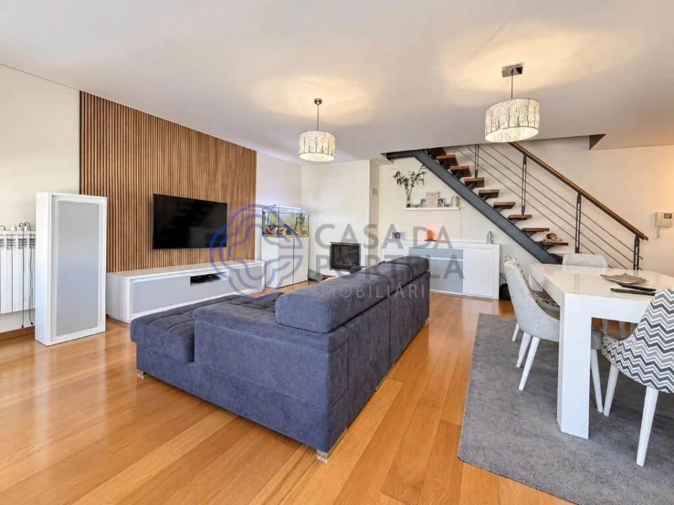 Apartamento T4 para Venda em Cidade da Maia Foto 1