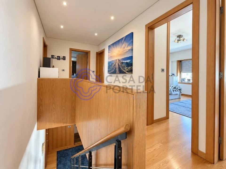 Apartamento T4 para Venda em Cidade da Maia Foto 6
