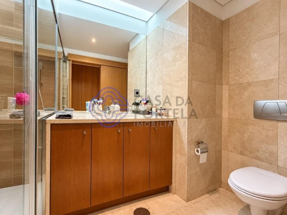 Apartamento T4 para Venda em Cidade da Maia Foto 9
