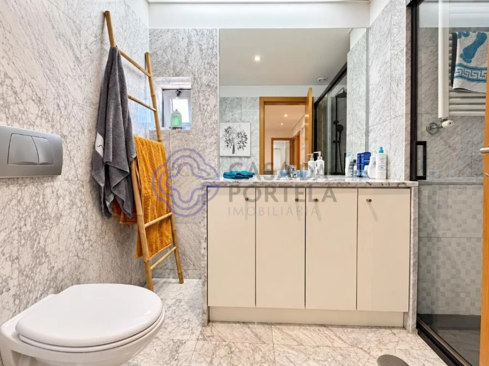 Apartamento T4 para Venda em Cidade da Maia Foto 18