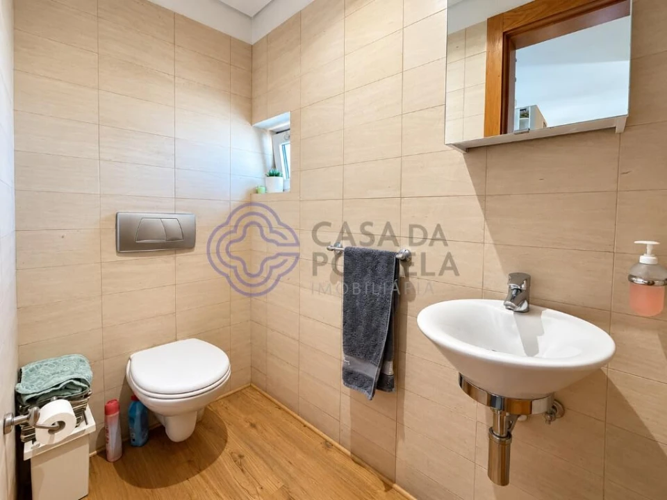 Apartamento T4 para Venda em Cidade da Maia Foto 3