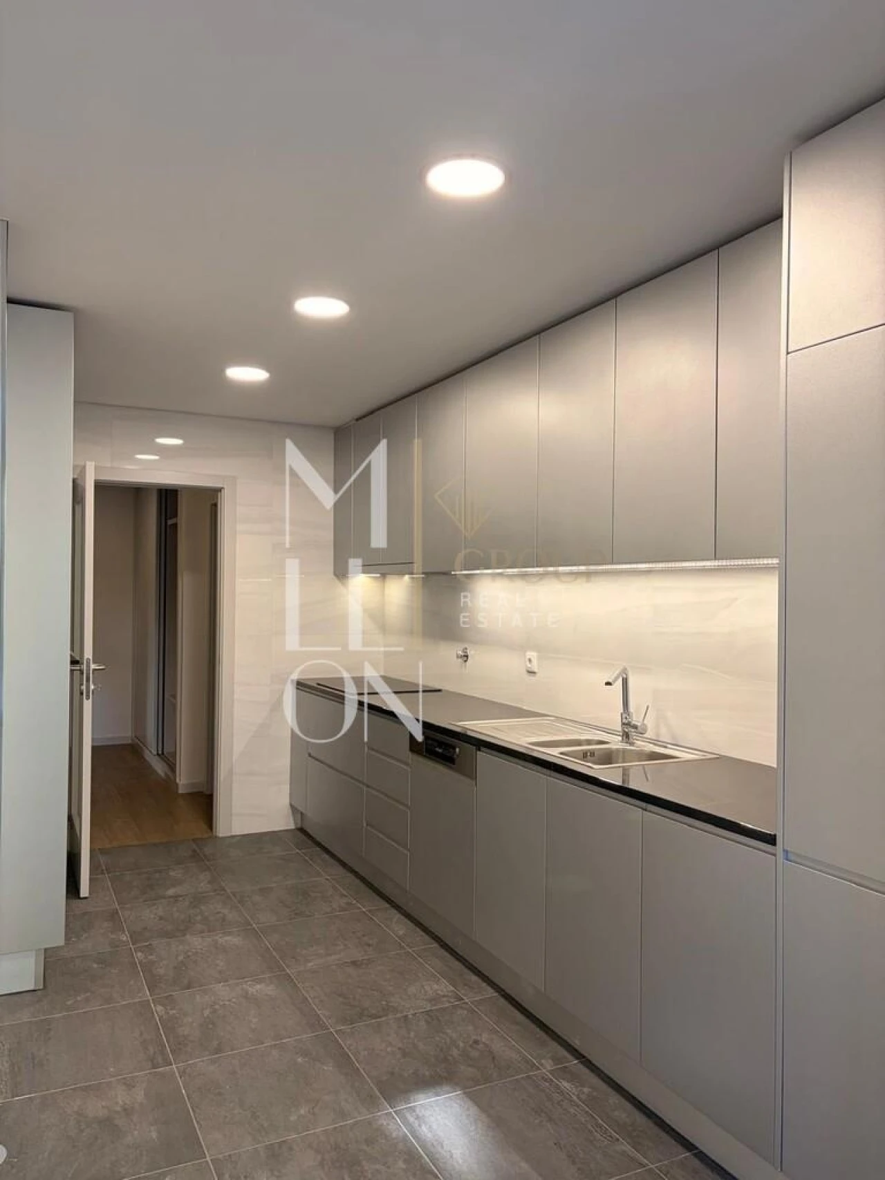 Apartamento T3 para Venda em Cedofeita, Santo Ildefonso, Sé, Miragaia, São Nicolau e Vitória Foto 34