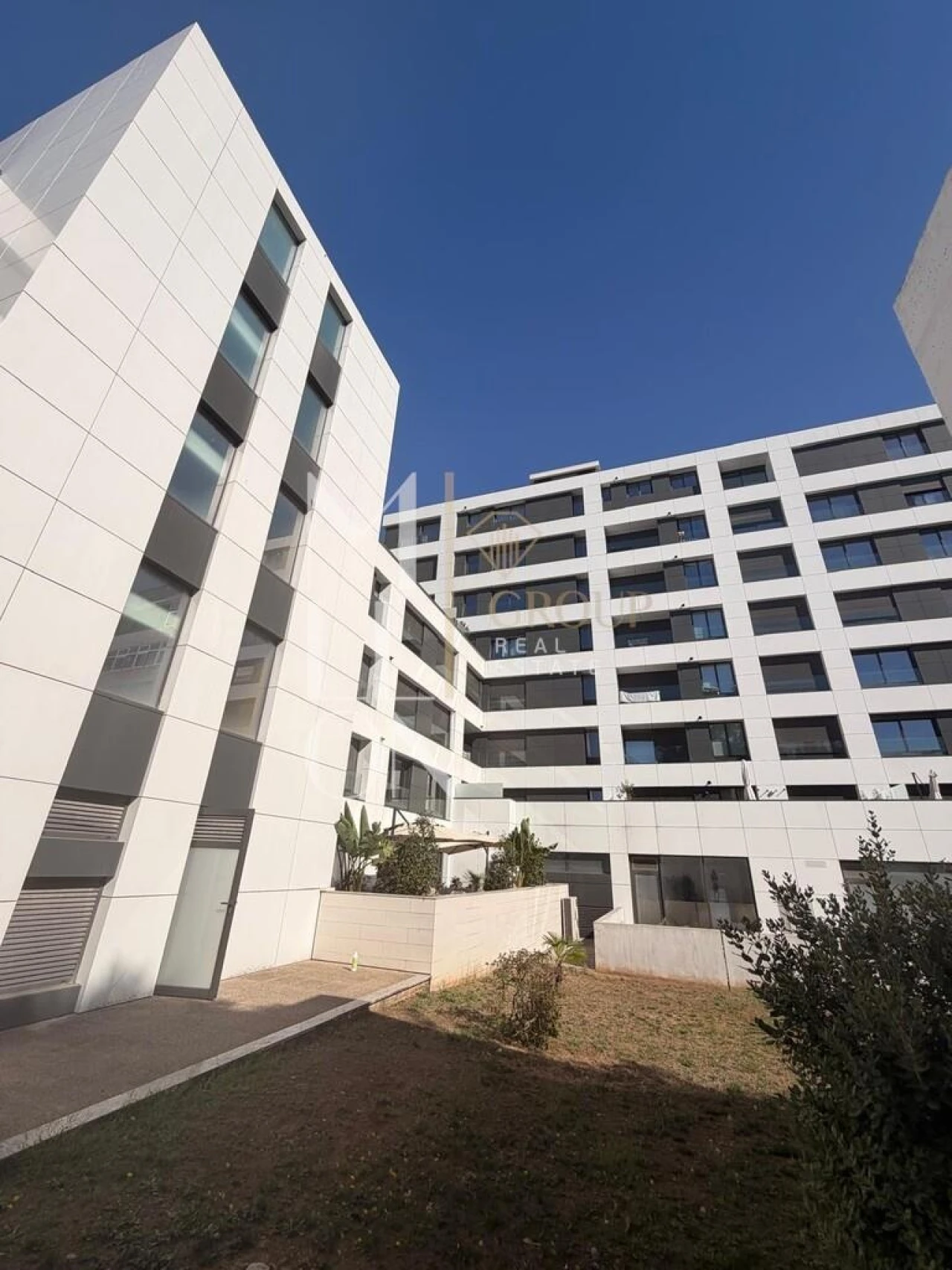 Apartamento T3 para Venda em Cedofeita, Santo Ildefonso, Sé, Miragaia, São Nicolau e Vitória Foto 2