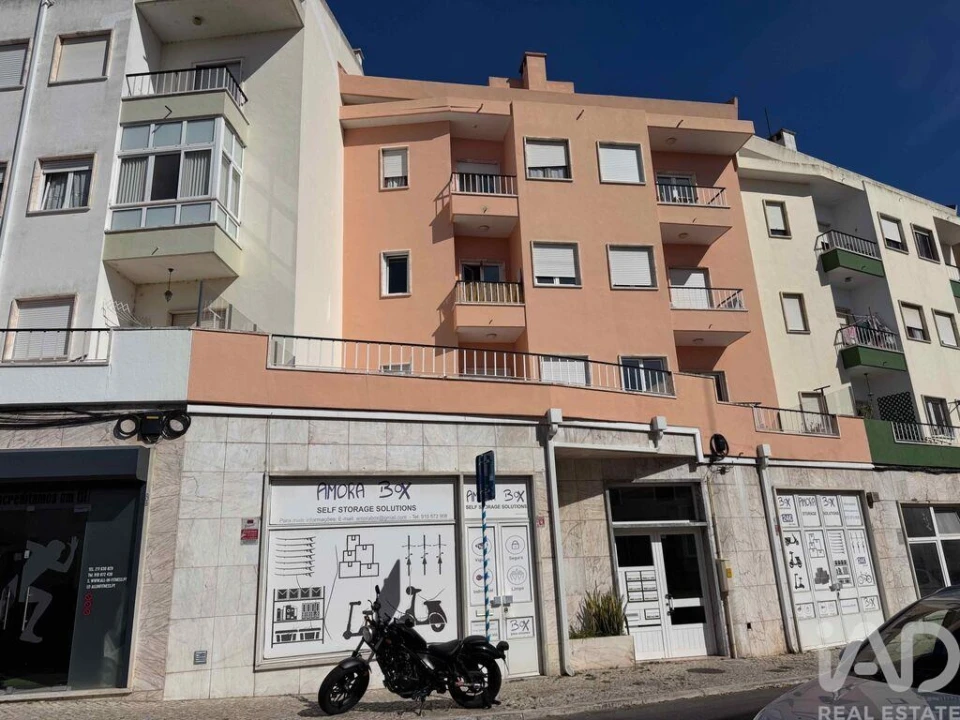 Apartamento T1 para Arrendamento em Algés, Linda-A-Velha e Cruz Quebrada-Dafundo Foto 26