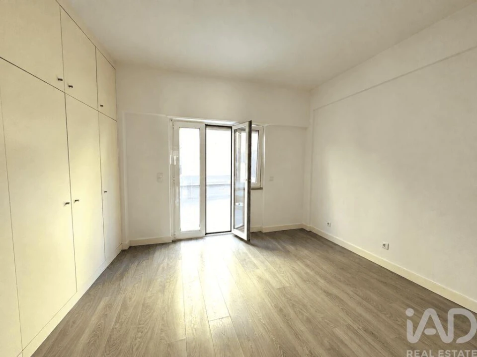 Apartamento T1 para Arrendamento em Algés, Linda-A-Velha e Cruz Quebrada-Dafundo Foto 18