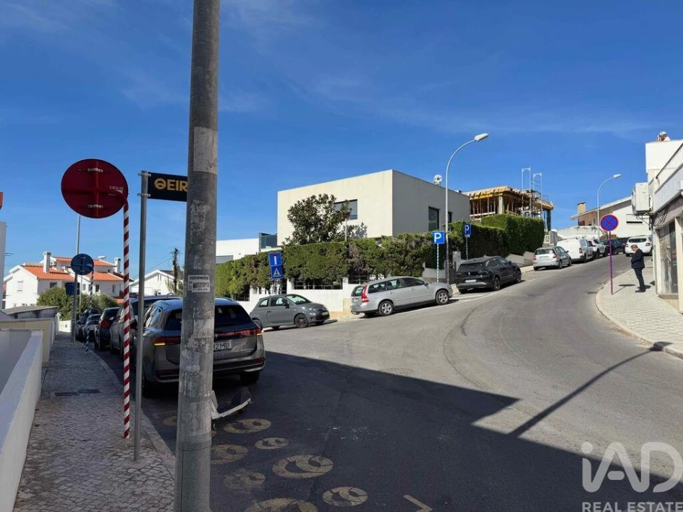 Apartamento T1 para Arrendamento em Algés, Linda-A-Velha e Cruz Quebrada-Dafundo Foto 28