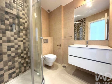 Apartamento T1 para Arrendamento em Algés, Linda-A-Velha e Cruz Quebrada-Dafundo
