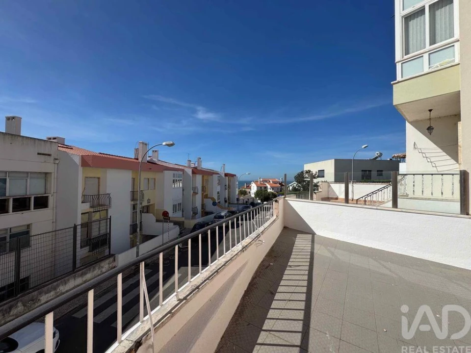 Apartamento T1 para Arrendamento em Algés, Linda-A-Velha e Cruz Quebrada-Dafundo Foto 11
