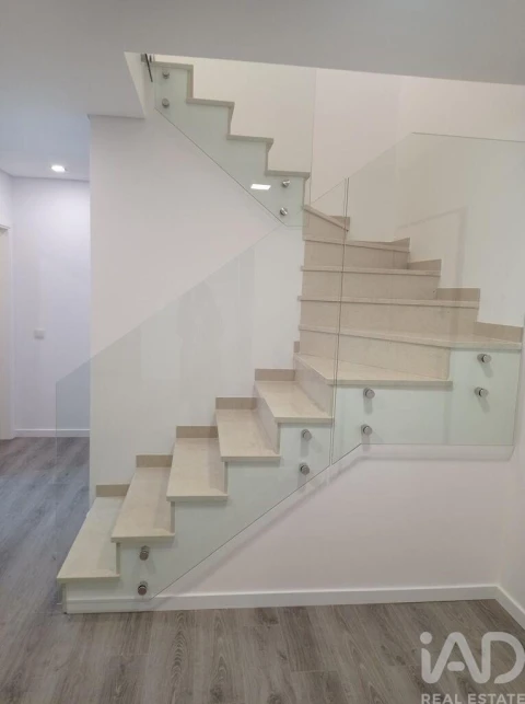 Apartamento T5 para Venda em Montijo e Afonsoeiro