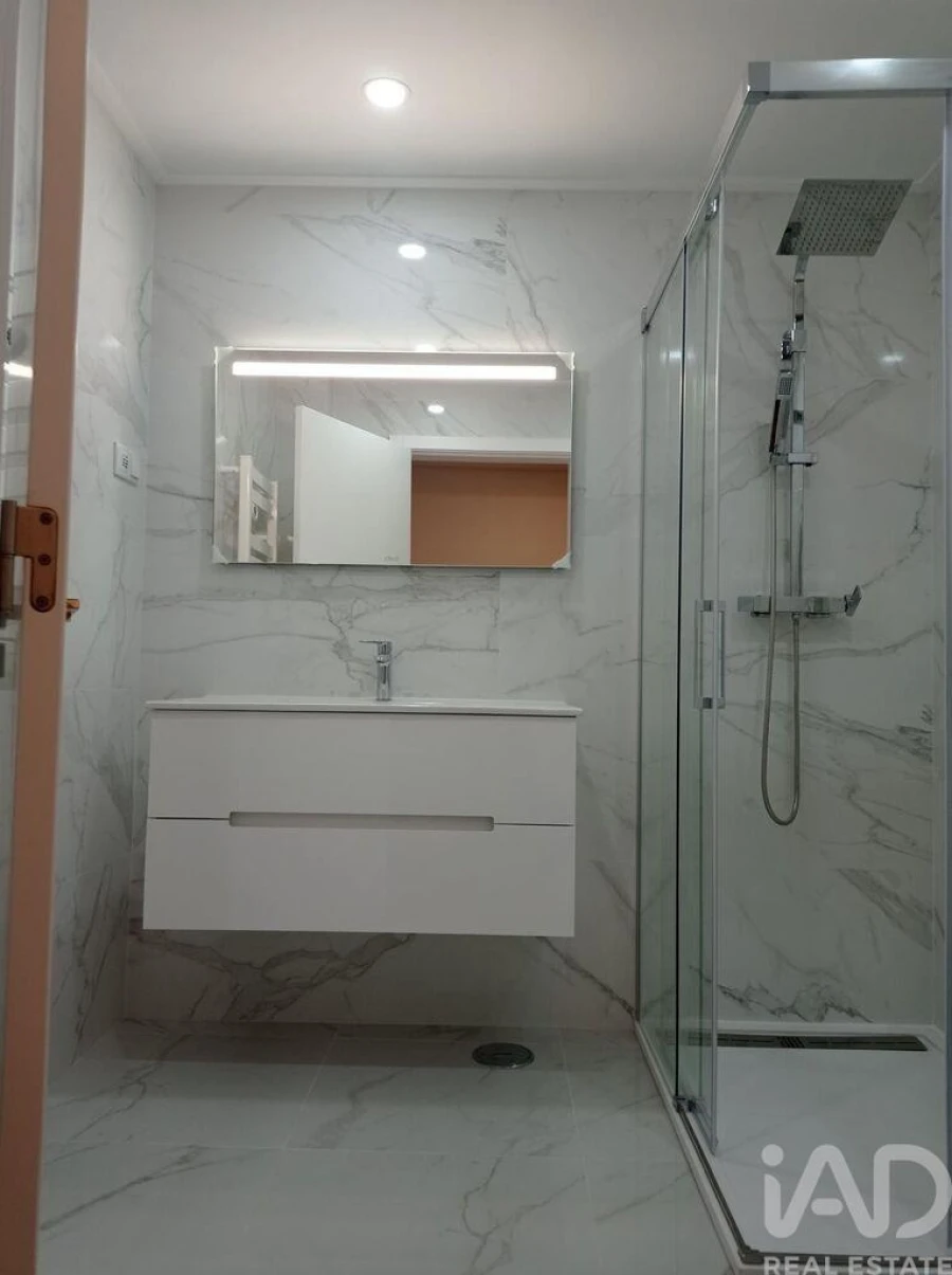 Apartamento T5 para Venda em Montijo e Afonsoeiro Foto 11