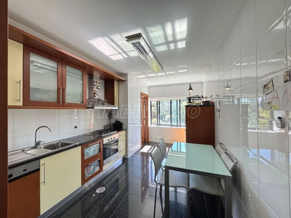 Apartamento T2 para Venda em Ermesinde Foto 3