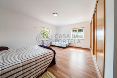 Moradia T4 para Venda em Amoreira