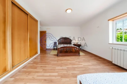 Moradia T4 para Venda em Amoreira