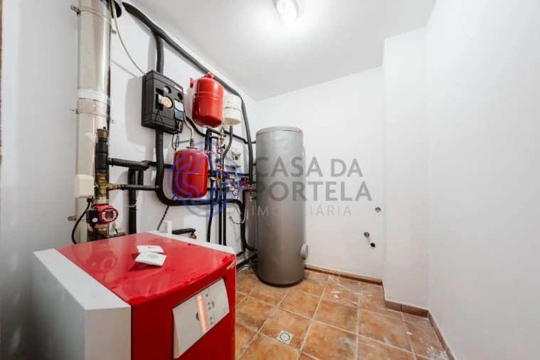 Moradia T4 para Venda em Amoreira Foto 54