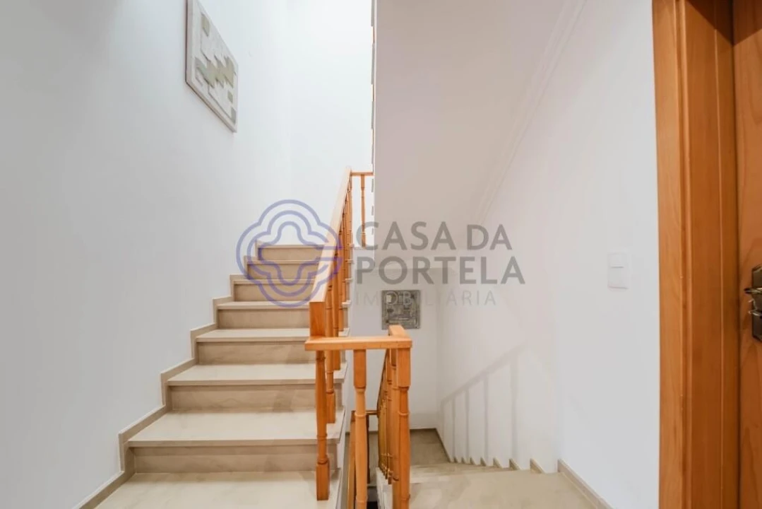 Moradia T4 para Venda em Amoreira Foto 33