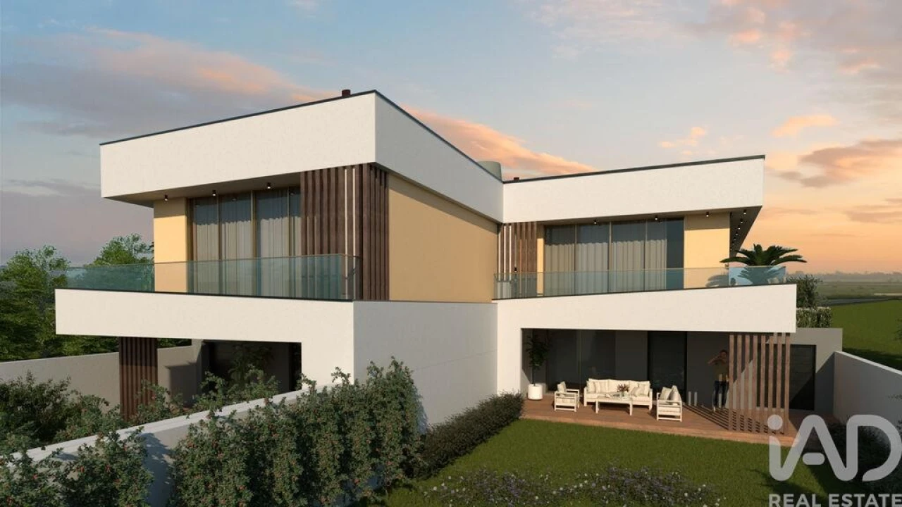 Moradia T3 para Venda em Eixo e Eirol Foto 2