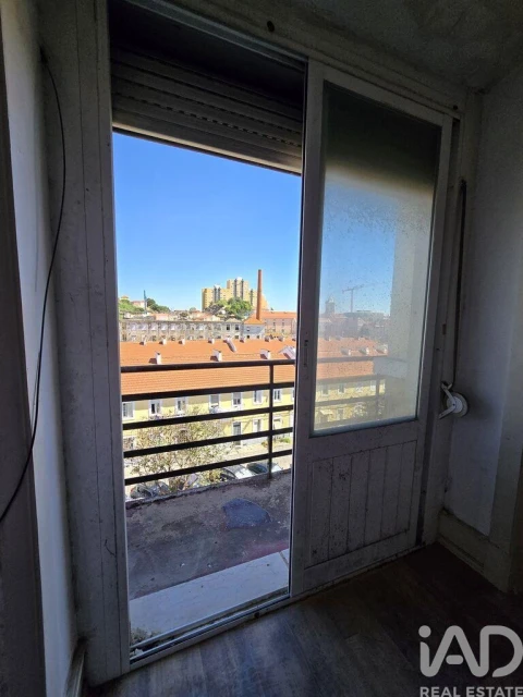 Apartamento T3 para Venda em Penha de França