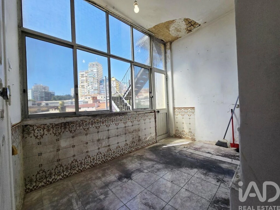 Apartamento T3 para Venda em Penha de França Foto 33
