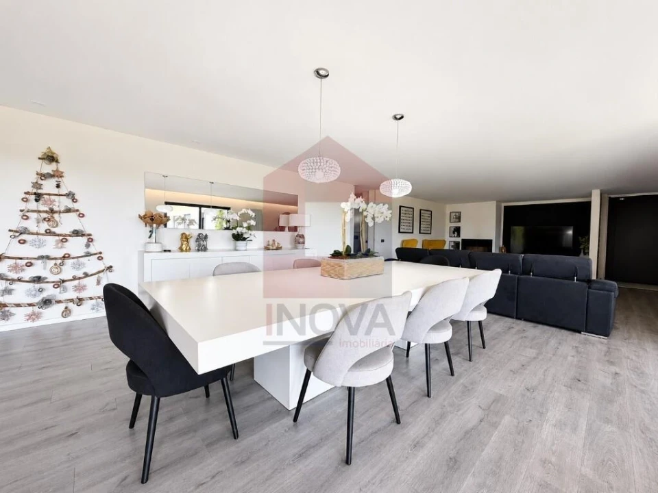 Moradia T3 para Venda em Vila Verde e Barbudo Foto 16