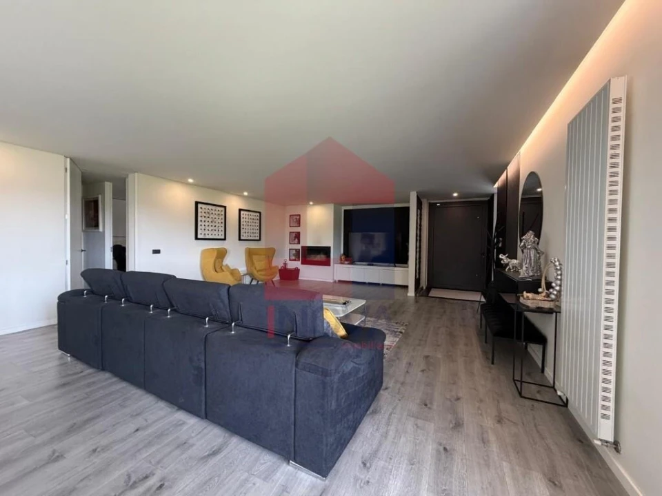 Moradia T3 para Venda em Vila Verde e Barbudo Foto 11