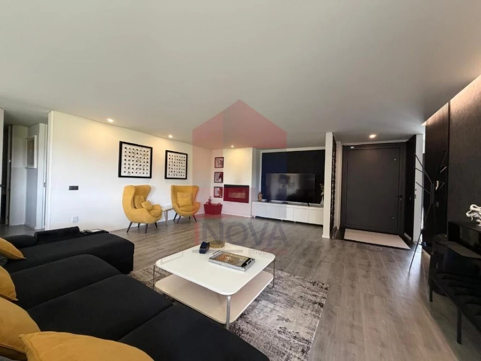 Moradia T3 para Venda em Vila Verde e Barbudo Foto 12