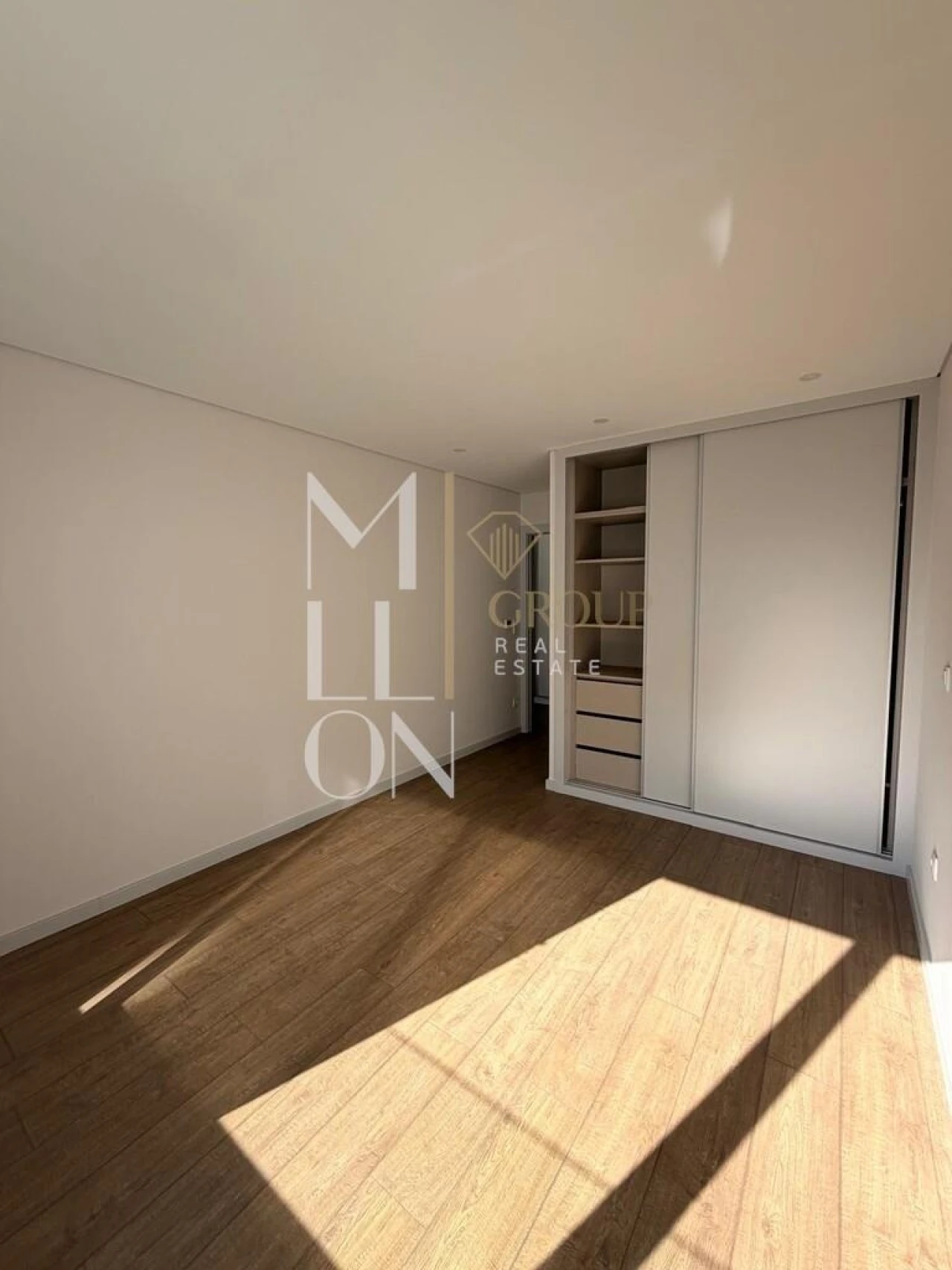 Apartamento T3 para Venda em Cedofeita, Santo Ildefonso, Sé, Miragaia, São Nicolau e Vitória Foto 8
