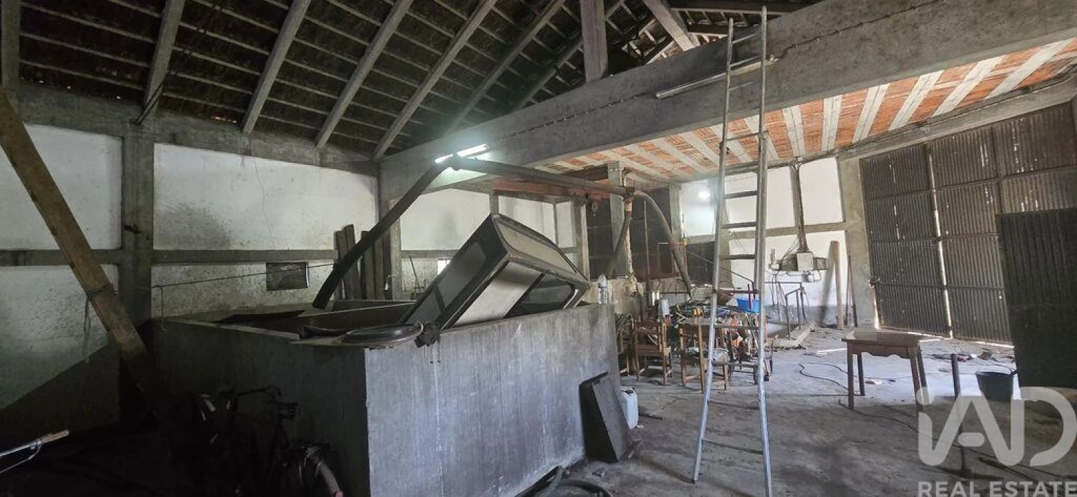 Armazém para Venda em Lamas e Cercal Foto 9