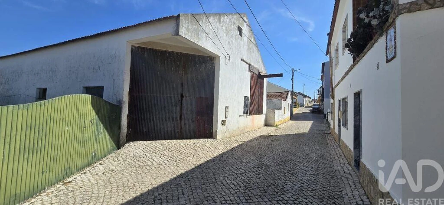 Armazém para Venda em Lamas e Cercal Foto 2