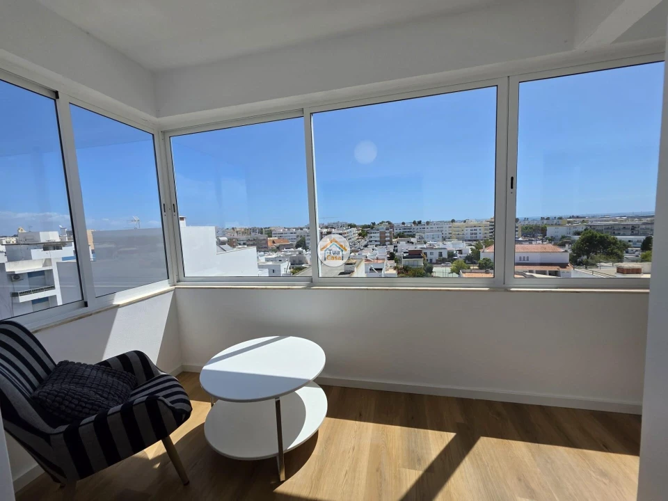 Apartamento T3 para Venda em Olhão Foto 8