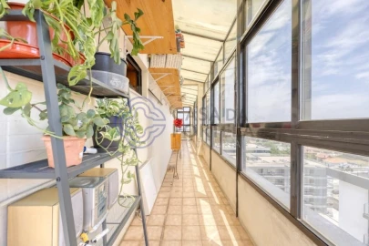 Apartamento T3 para Venda em Mafamude e Vilar do Paraíso