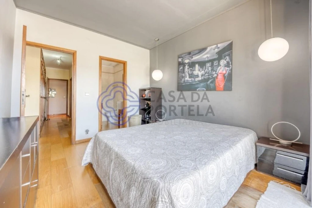 Apartamento T3 para Venda em Mafamude e Vilar do Paraíso Foto 12