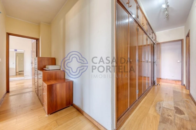 Apartamento T3 para Venda em Mafamude e Vilar do Paraíso Foto 13