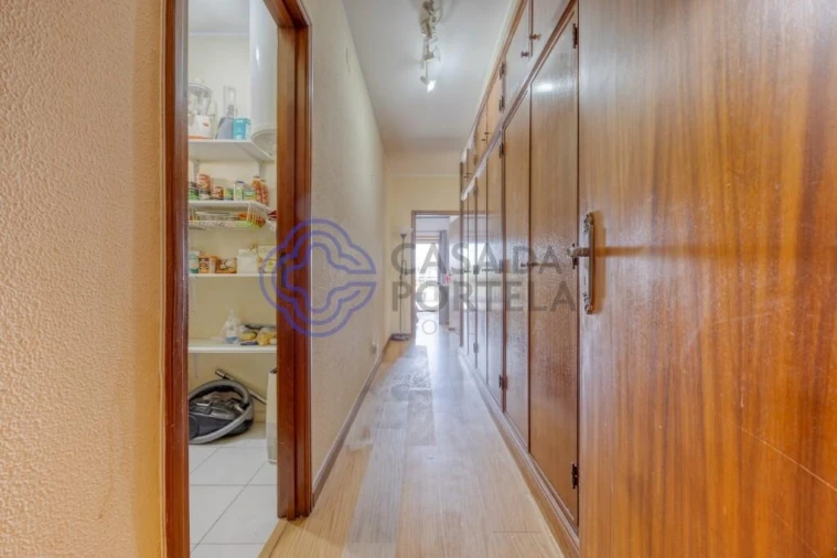 Apartamento T3 para Venda em Mafamude e Vilar do Paraíso Foto 18