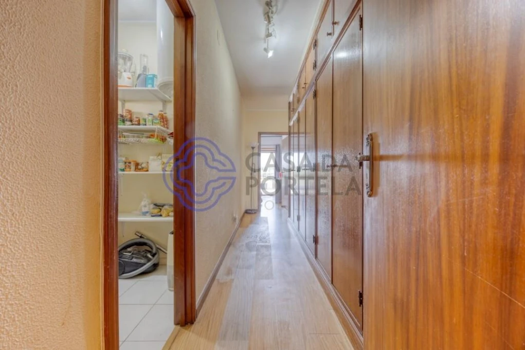 Apartamento T3 para Venda em Mafamude e Vilar do Paraíso Foto 18