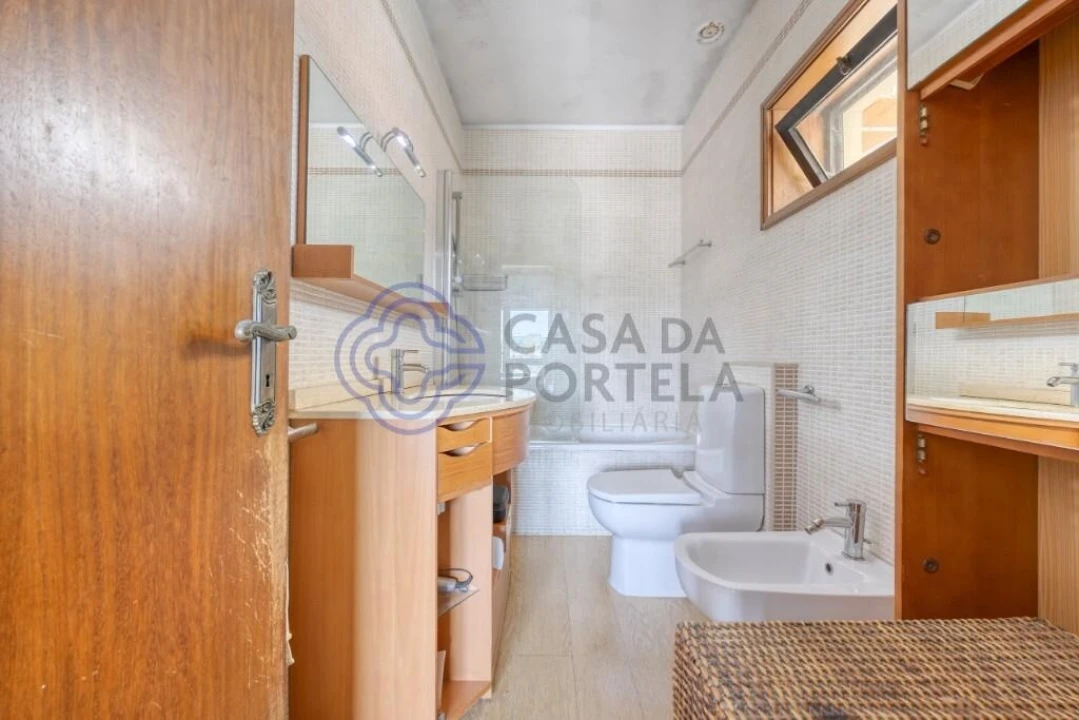 Apartamento T3 para Venda em Mafamude e Vilar do Paraíso Foto 11