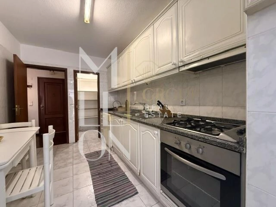 Apartamento T1 para Venda em São Martinho Foto 23