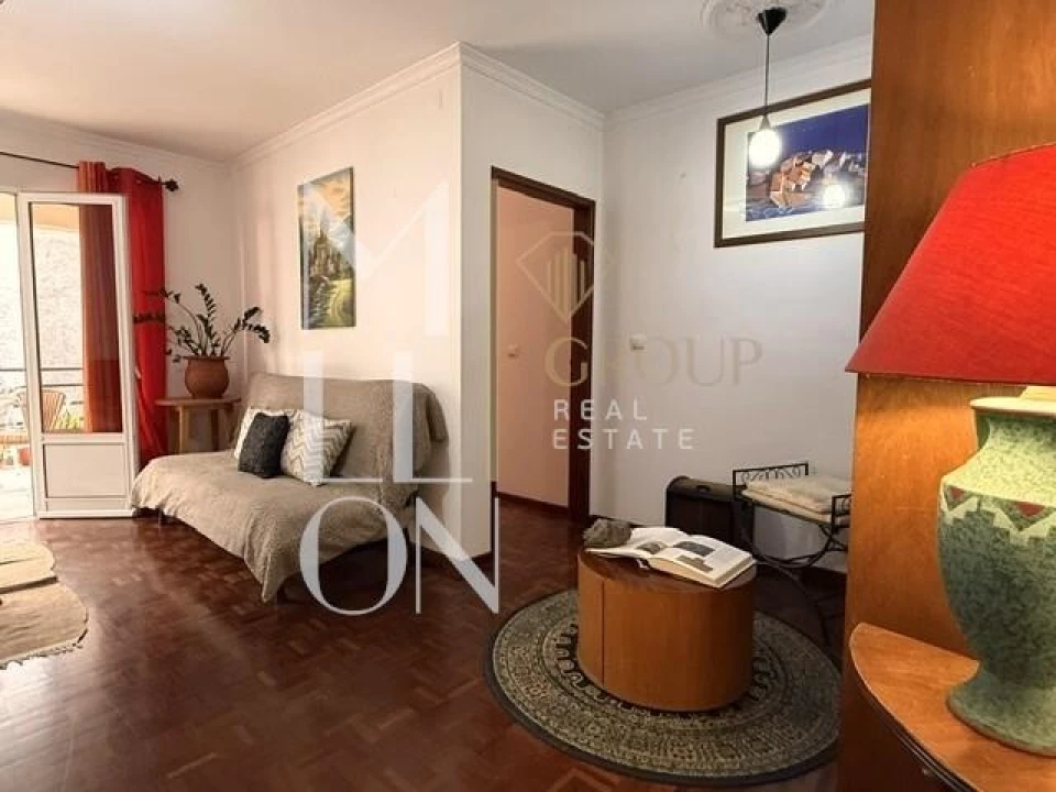 Apartamento T1 para Venda em São Martinho Foto 5