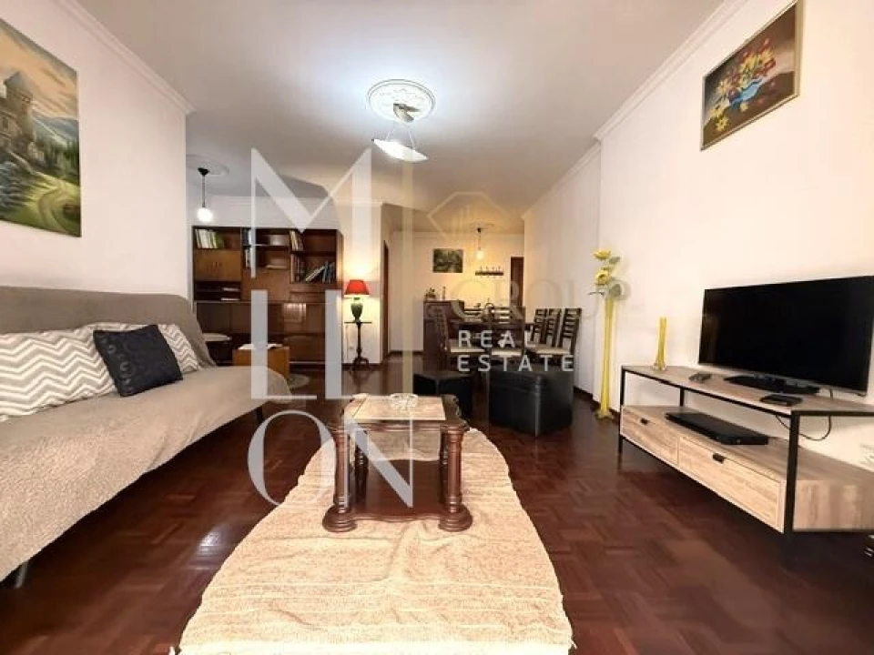 Apartamento T1 para Venda em São Martinho Foto 11