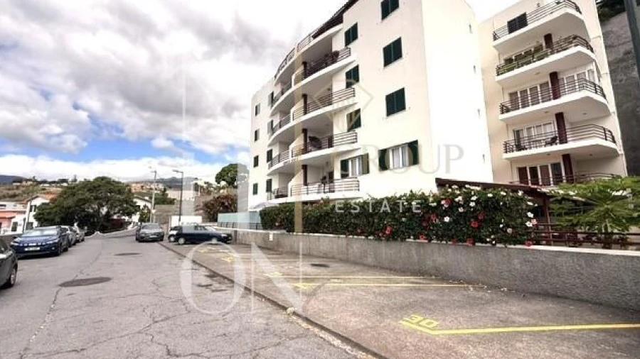 Apartamento T1 para Venda em São Martinho