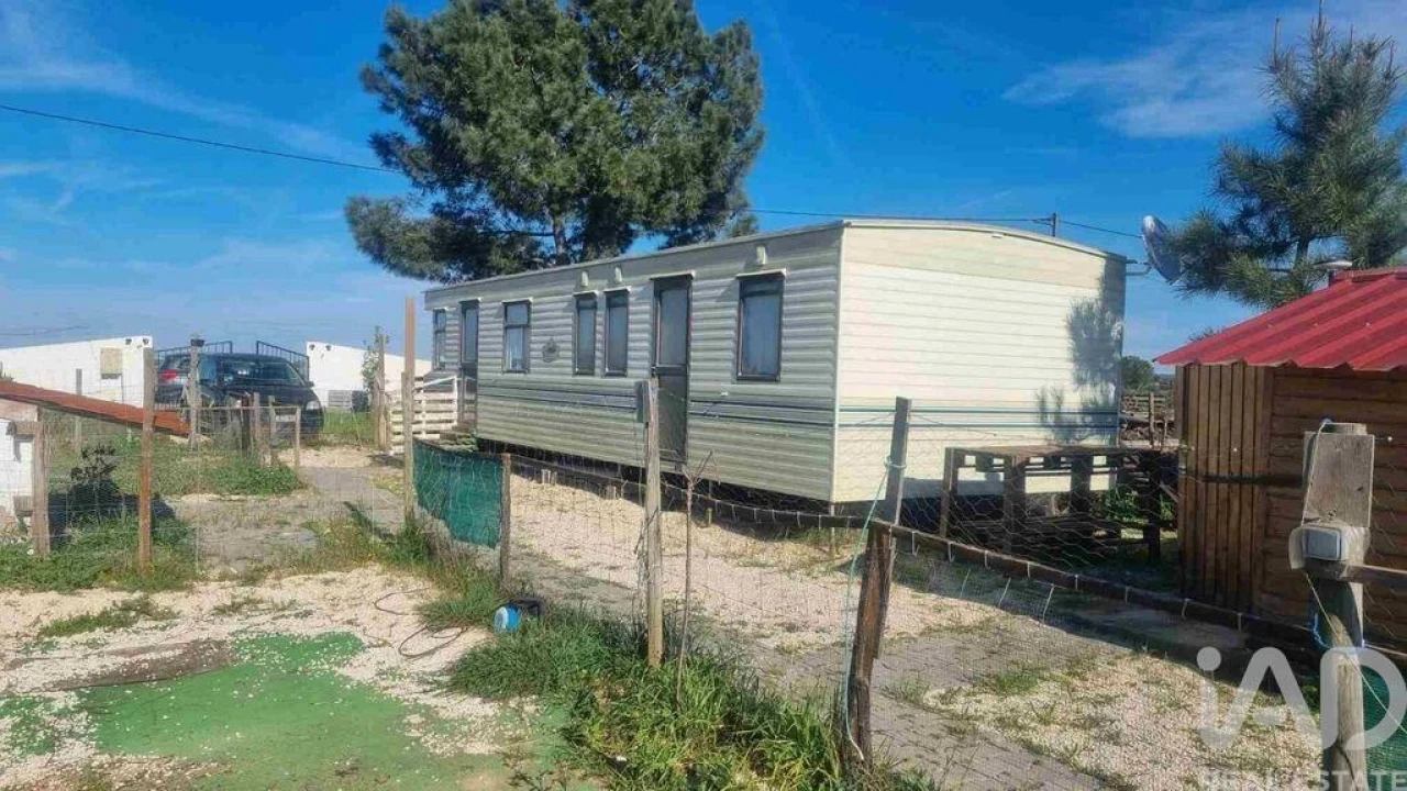 Terreno para Venda em Benfica do Ribatejo Foto 1