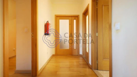 Moradia T5 para Venda em Serzedo e Perosinho