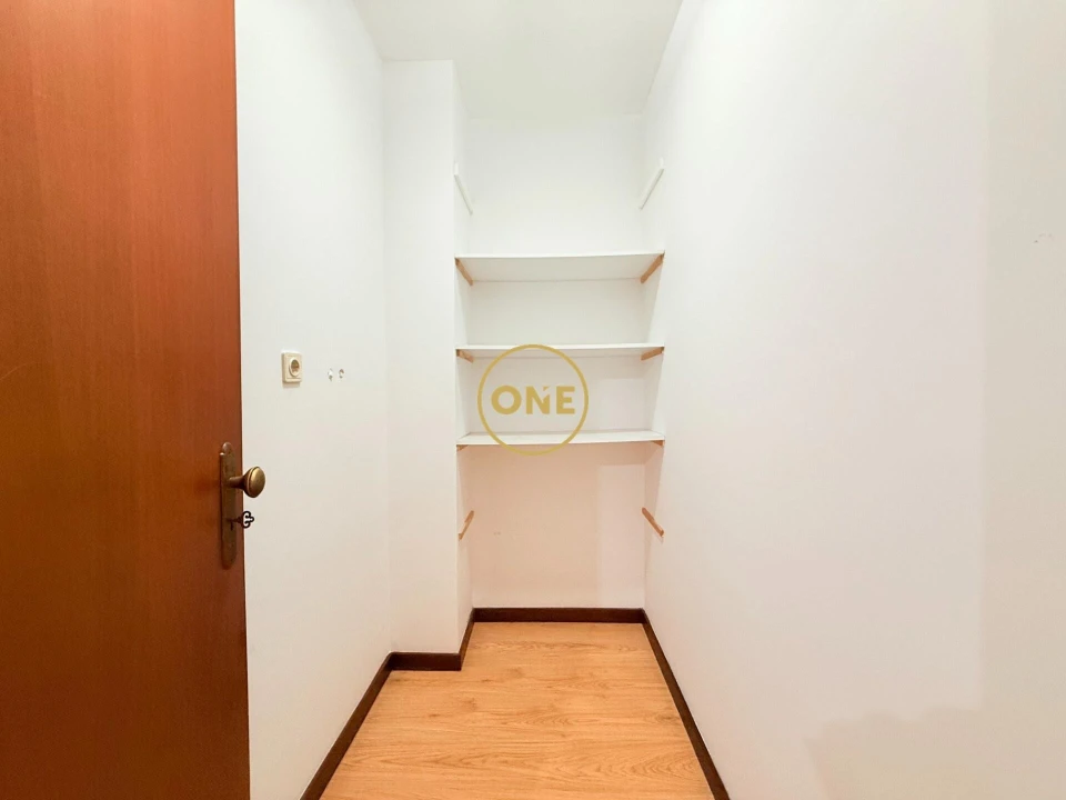 Apartamento T2 para Venda em Bougado (São Martinho e Santiago) Foto 9