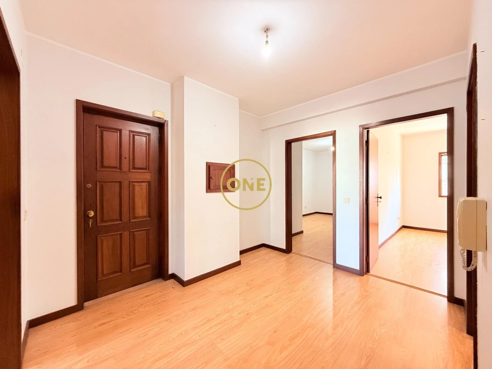 Apartamento T2 para Venda em Bougado (São Martinho e Santiago) Foto 2