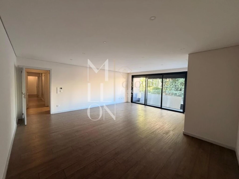 Apartamento T3 para Venda em Cedofeita, Santo Ildefonso, Sé, Miragaia, São Nicolau e Vitória Foto 41