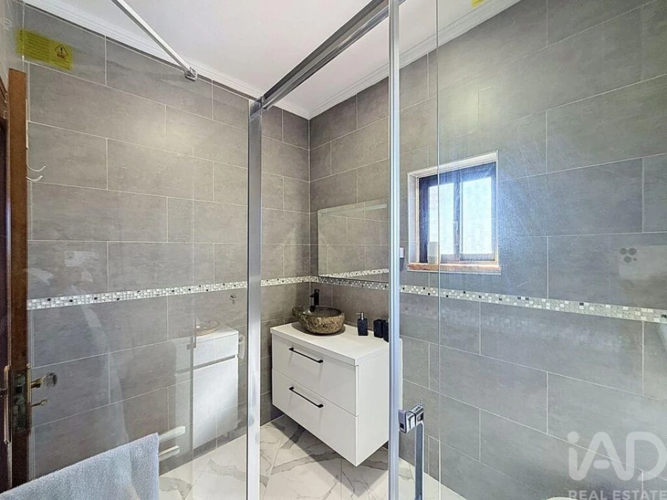 Apartamento T3 para Venda em Moita Foto 32