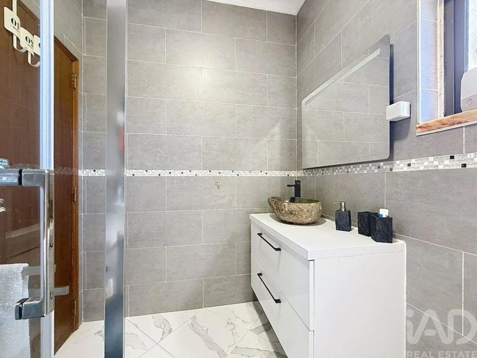Apartamento T3 para Venda em Moita Foto 11