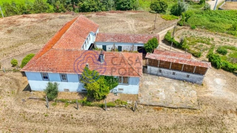 Quinta T3 para Venda em Lobão, Gião, Louredo e Guisande